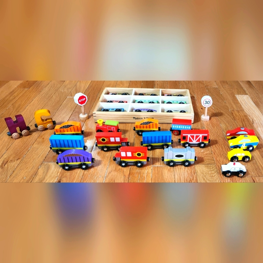 28pcs VINTAGE MELISSA & DOUG & OTHER Wood Train Pieces & BOX HOLDER PIECES